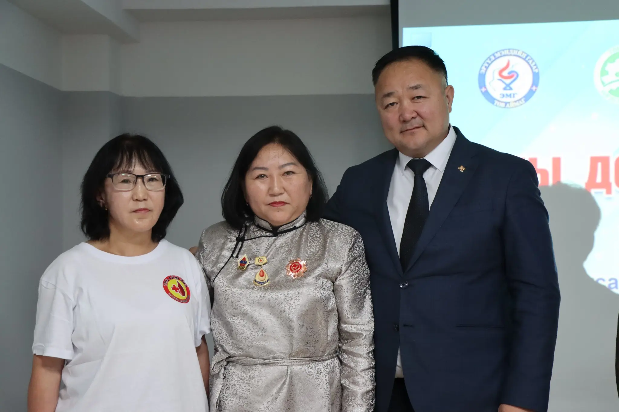 ЦУСНЫ ДОНОРЫН ДЭЛХИЙН ӨДРИЙН ҮЙЛ АЖИЛЛАГААНААС