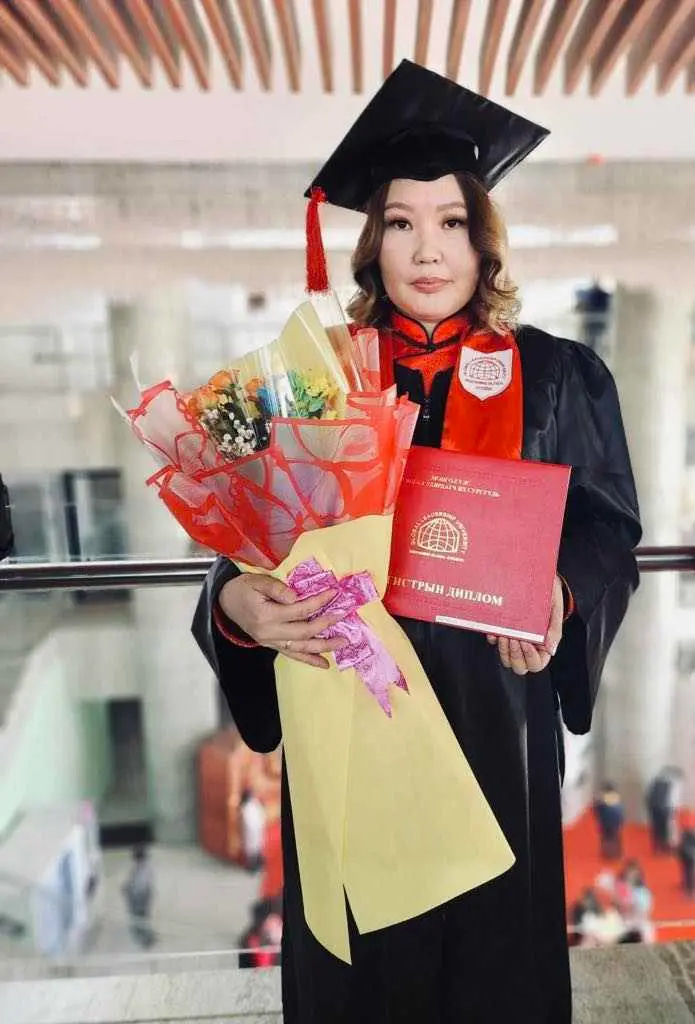 Хүрэл-Очир Адилцэцэг 