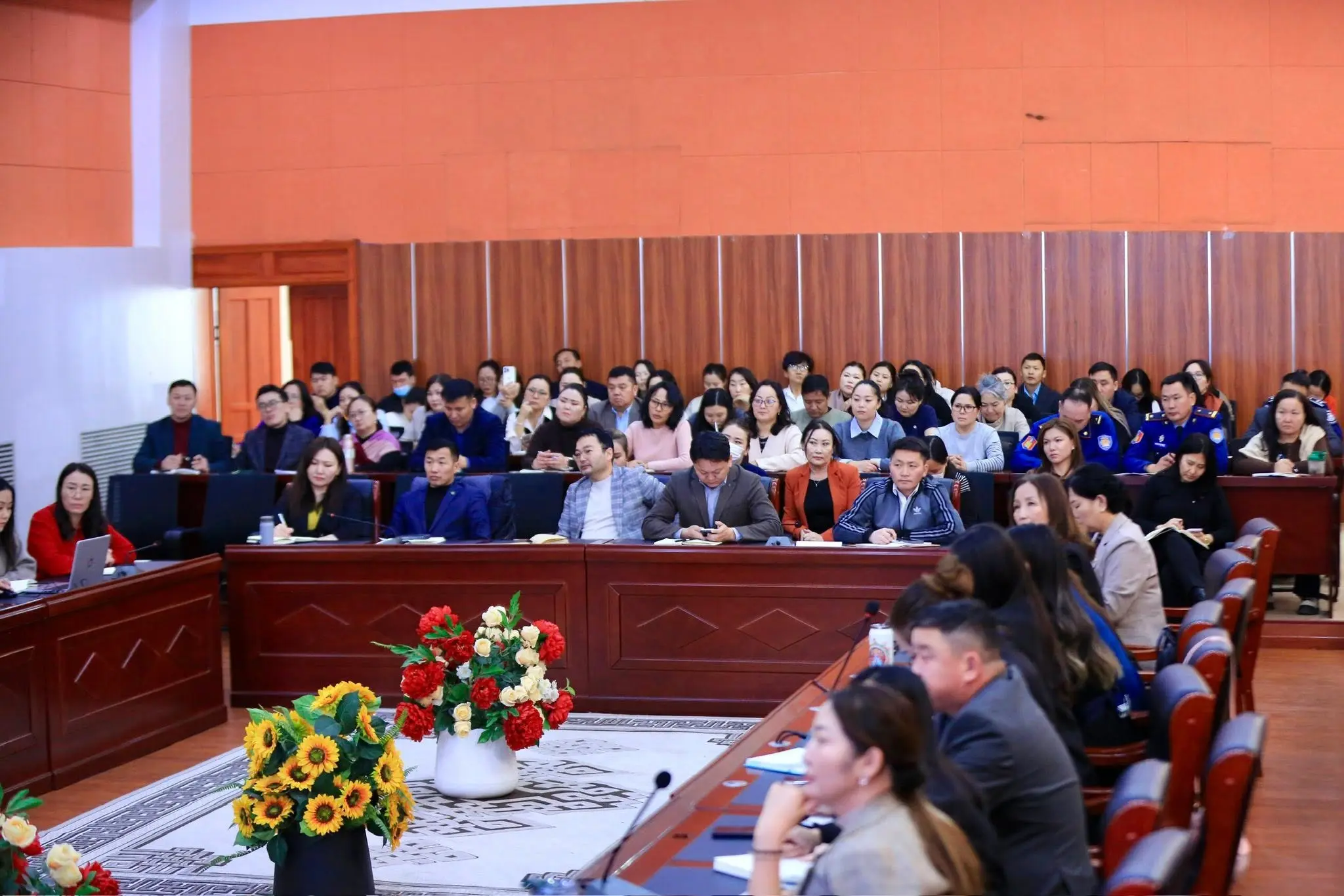 БАЙГУУЛЛАГЫН ГҮЙЦЭТГЭЛИЙН ТӨЛӨВЛӨГӨӨ БОЛОВСРУУЛАХ, ТӨЛӨВЛӨЛТ ХИЙХЭД АНХААРАХ АСУУДАЛ СЭДЭВТ СУРГАЛТАД ХАМРАГДЛАА.