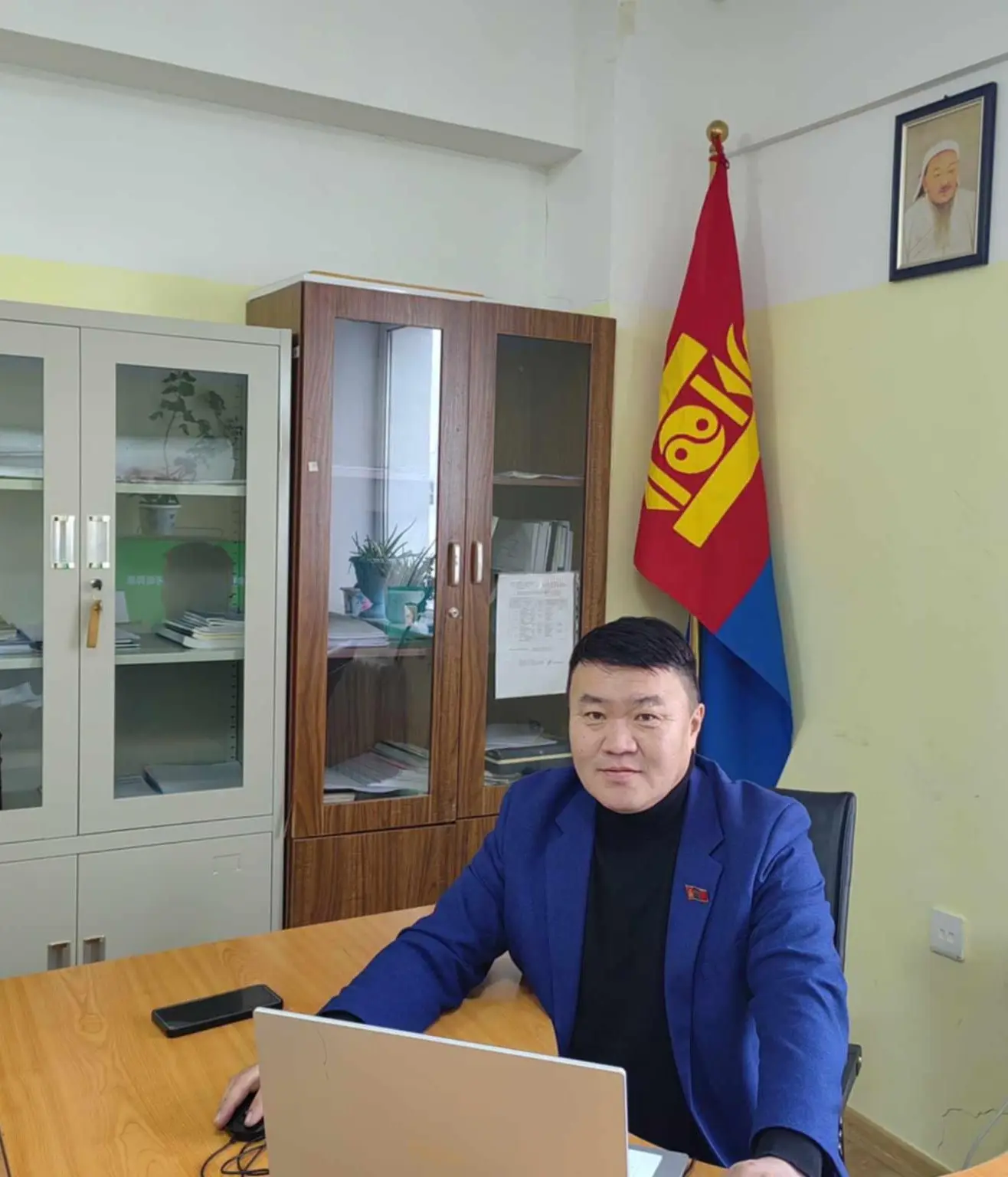 Маацагаан Эрдэнэдаваа 