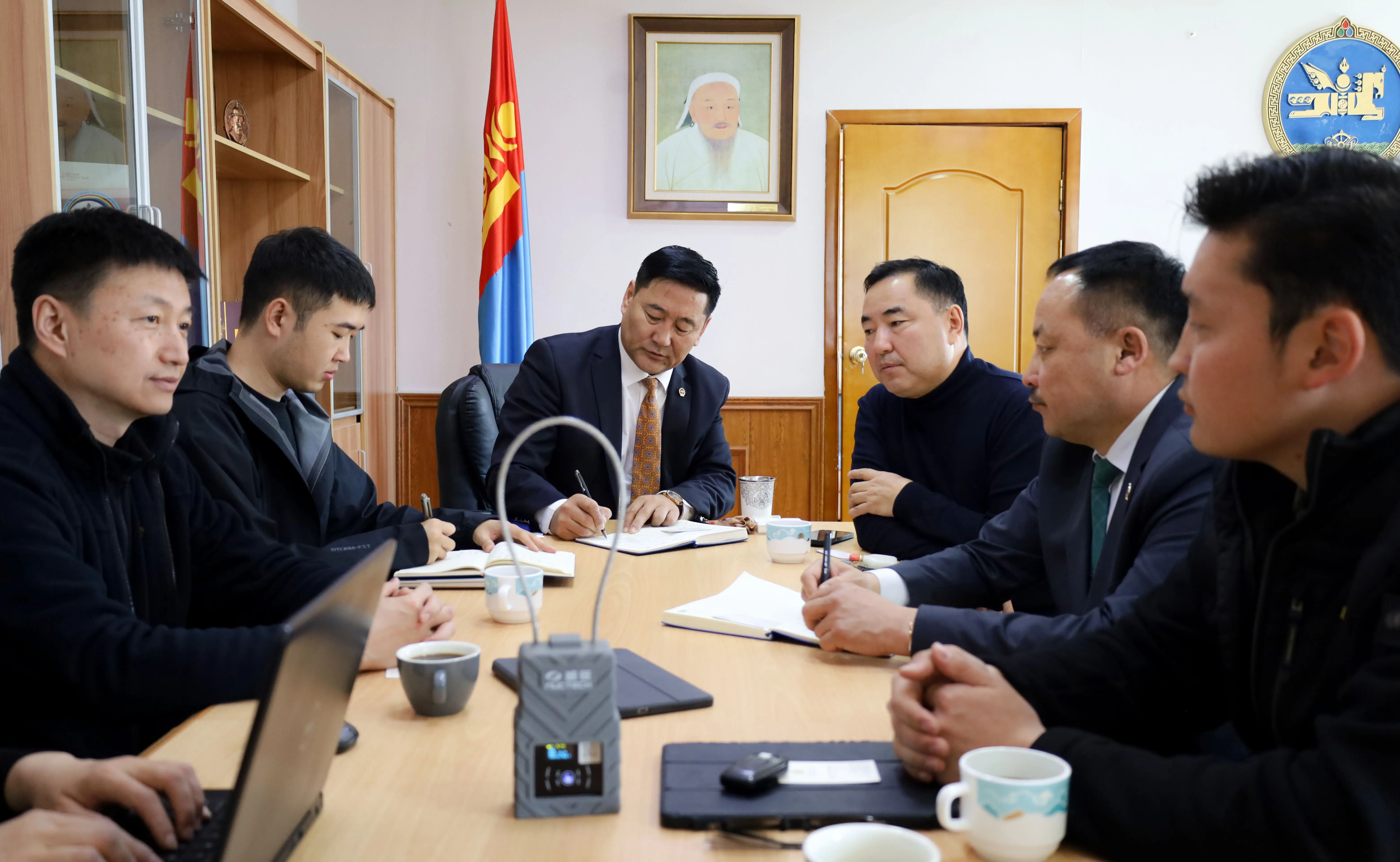 The implementation of the "PORT REVIVAL" policy will be advanced.